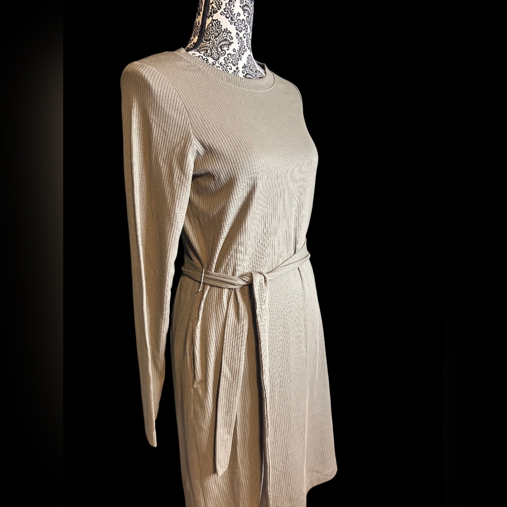 ☘️Chic Long Sleeve Ribbed Green Dress